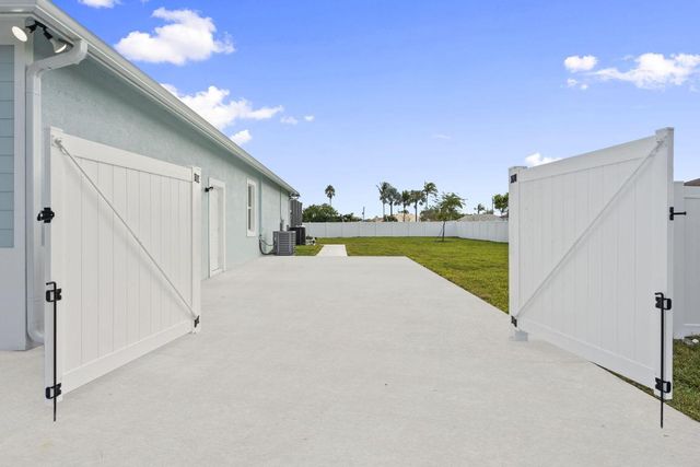 5761 NW Cone Street, Port St. Lucie, Port St Lucie, FL 34986