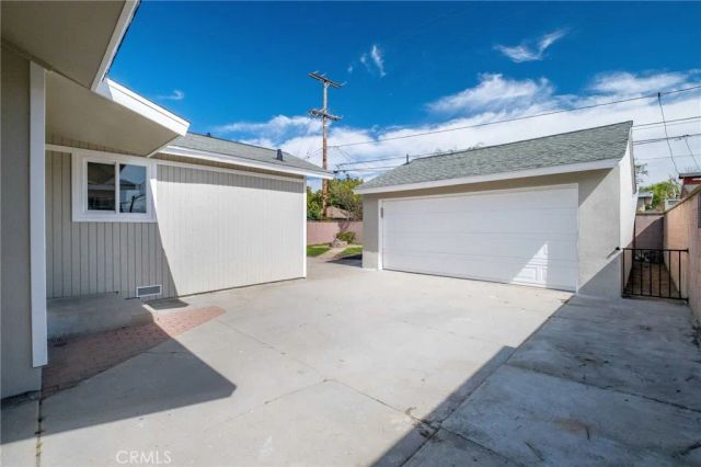 2180 Mcnab, Long Beach, CA 90815