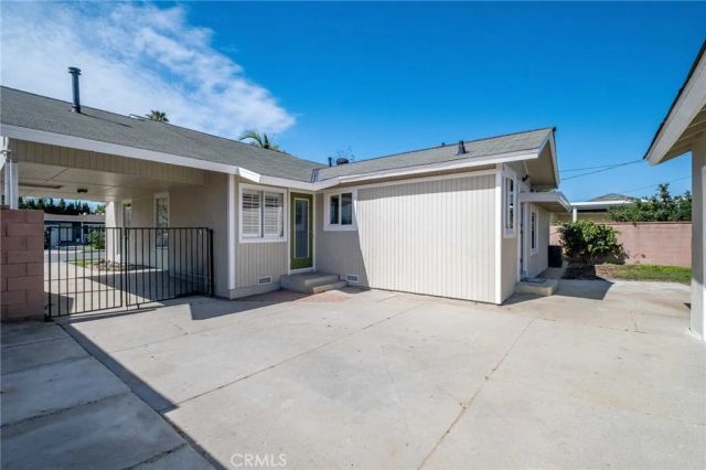 2180 Mcnab, Long Beach, CA 90815