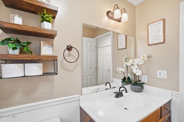 4344 Todd Drive, Sylvania, OH 43560