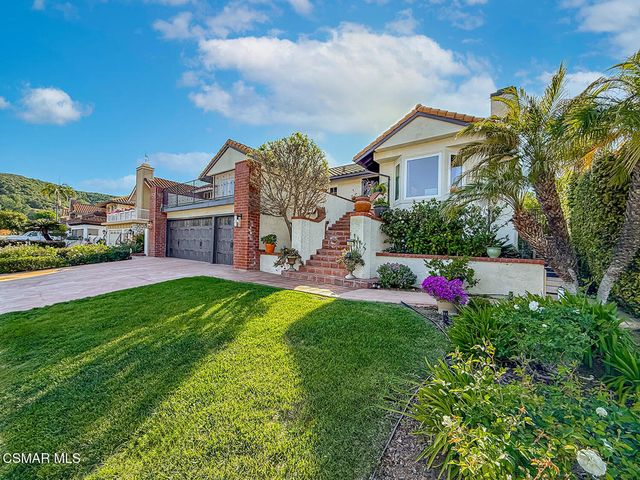 325 Cherry Hills Court, Newbury Park, CA 91320