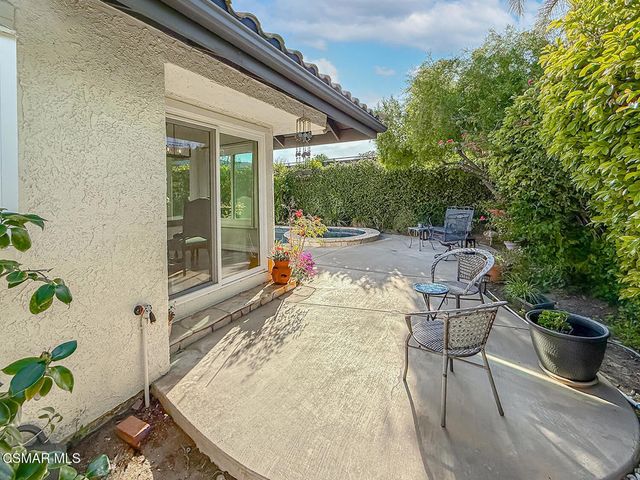 325 Cherry Hills Court, Newbury Park, CA 91320