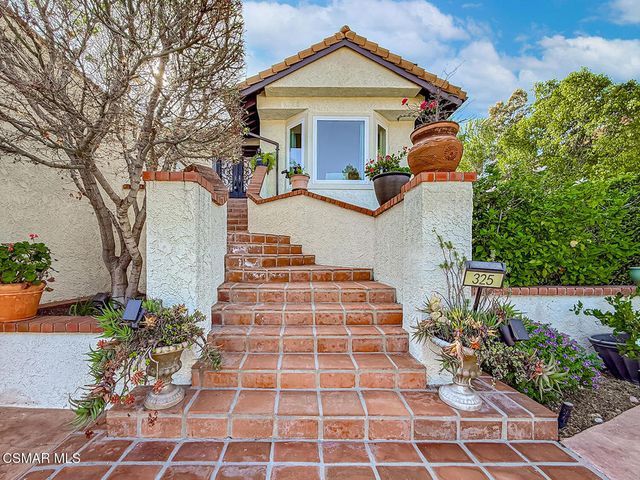 325 Cherry Hills Court, Newbury Park, CA 91320