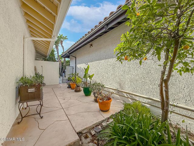 325 Cherry Hills Court, Newbury Park, CA 91320