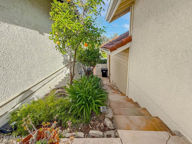325 Cherry Hills Court, Newbury Park, CA 91320
