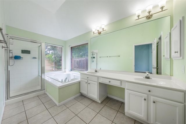 1853 Dapplegrey LN, Austin, TX 78727