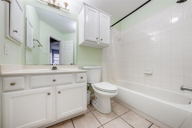 1853 Dapplegrey LN, Austin, TX 78727