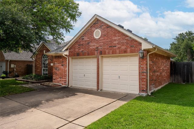 1853 Dapplegrey LN, Austin, TX 78727