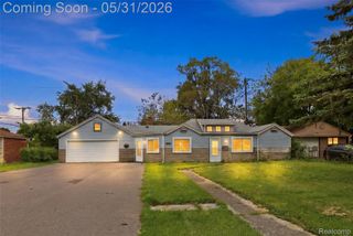 7268 Chalmers Avenue, Warren, MI 48091