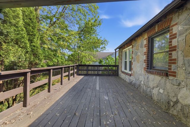 407 Pitts Ave, Old Hickory, TN 37138