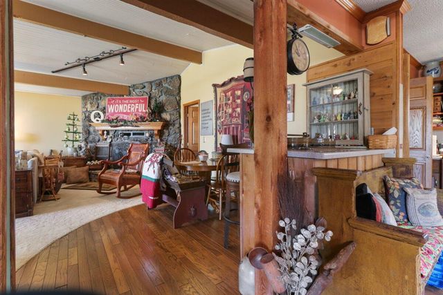 12182 State Highway Ee, Mountain Grove, MO 65711