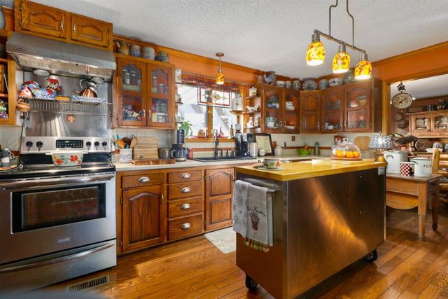 12182 State Highway Ee, Mountain Grove, MO 65711