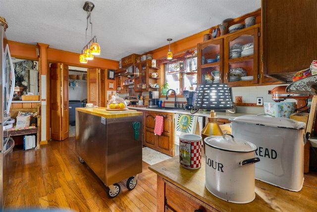 12182 State Highway Ee, Mountain Grove, MO 65711