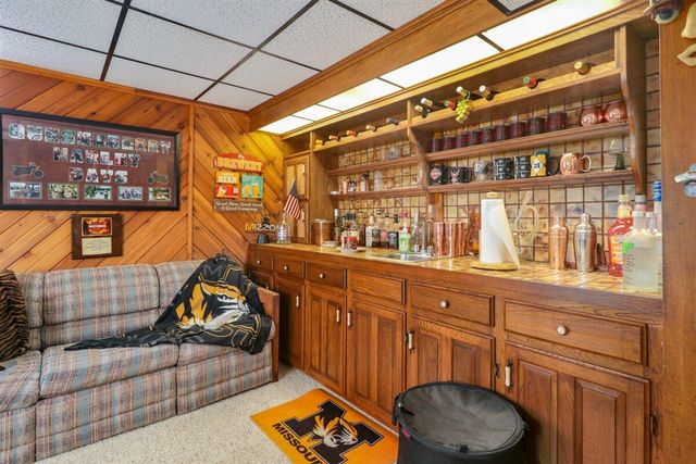 12182 State Highway Ee, Mountain Grove, MO 65711