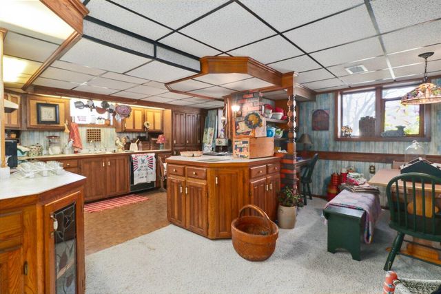 12182 State Highway Ee, Mountain Grove, MO 65711