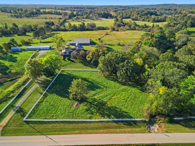 12182 State Highway Ee, Mountain Grove, MO 65711