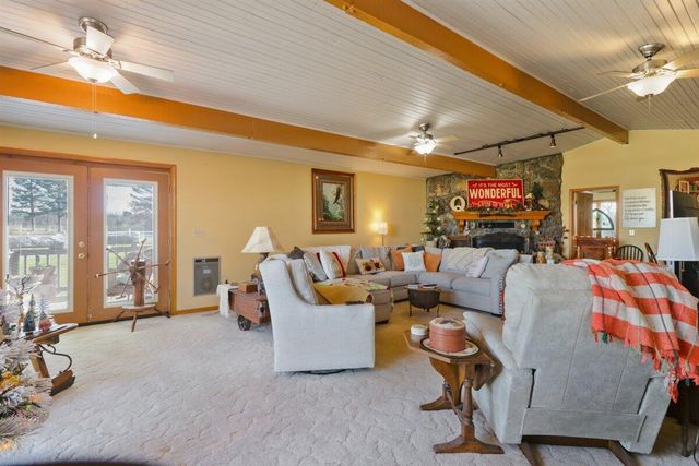 12182 State Highway Ee, Mountain Grove, MO 65711