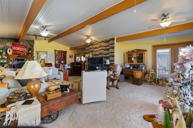 12182 State Highway Ee, Mountain Grove, MO 65711