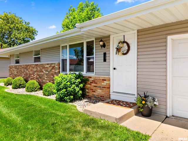 131 JADEWOOD Street, Morton, IL 61550