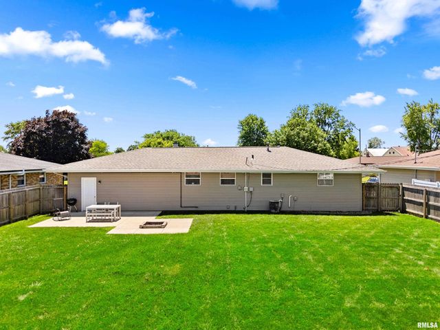 131 JADEWOOD Street, Morton, IL 61550