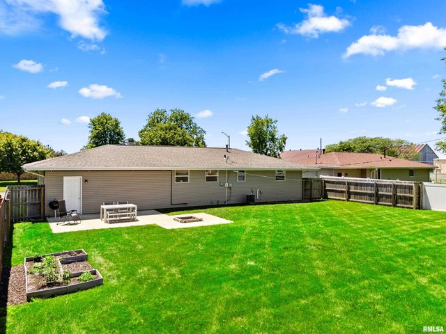 131 JADEWOOD Street, Morton, IL 61550