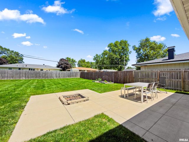 131 JADEWOOD Street, Morton, IL 61550