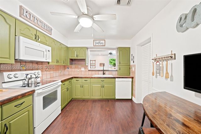 15425 N Miami Ave, Miami, FL 33169