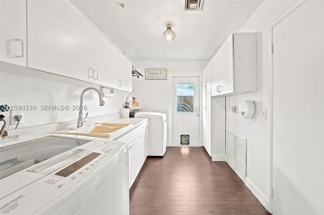 15425 N Miami Ave, Miami, FL 33169
