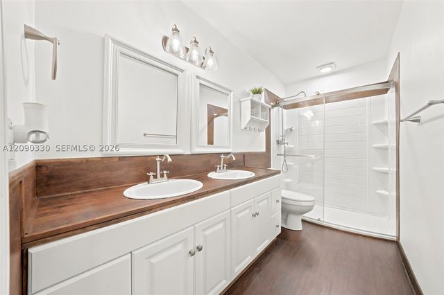 15425 N Miami Ave, Miami, FL 33169