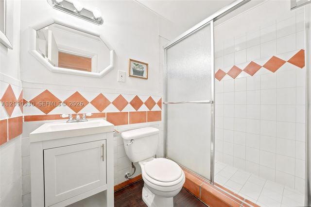 15425 N Miami Ave, Miami, FL 33169