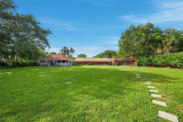 15425 N Miami Ave, Miami, FL 33169