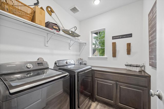 1518 Shining Willow Court, Richmond, TX 77406