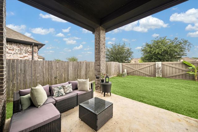 1518 Shining Willow Court, Richmond, TX 77406