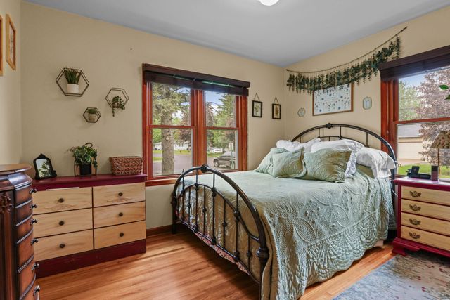 4366 Vera Cruz Avenue N, Robbinsdale, MN 55422