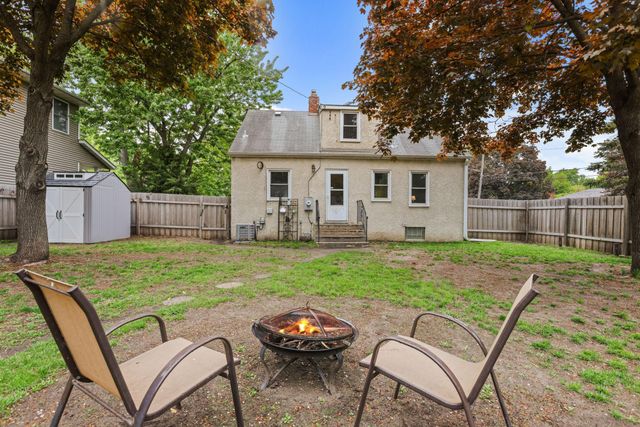 4366 Vera Cruz Avenue N, Robbinsdale, MN 55422