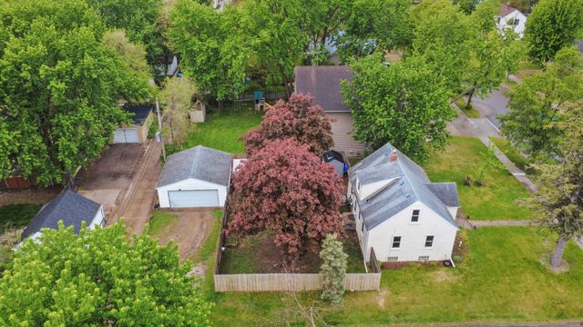 4366 Vera Cruz Avenue N, Robbinsdale, MN 55422