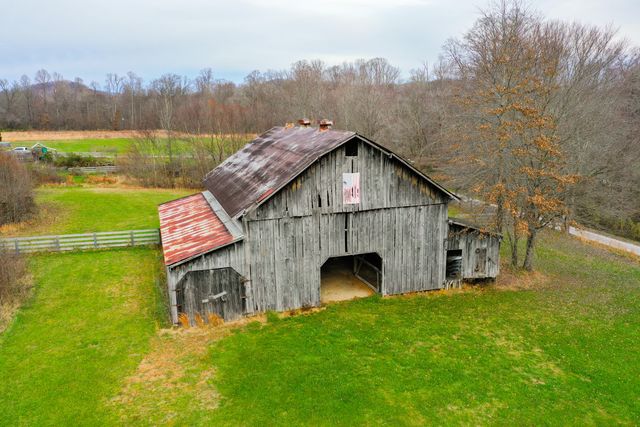 228 Park Wells Road, London, KY 40744