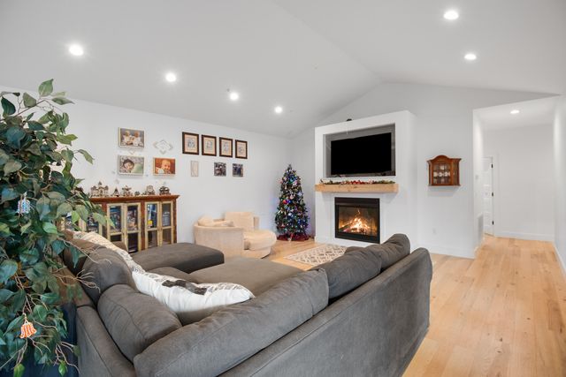 228 Park Wells Road, London, KY 40744