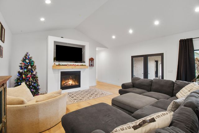 228 Park Wells Road, London, KY 40744