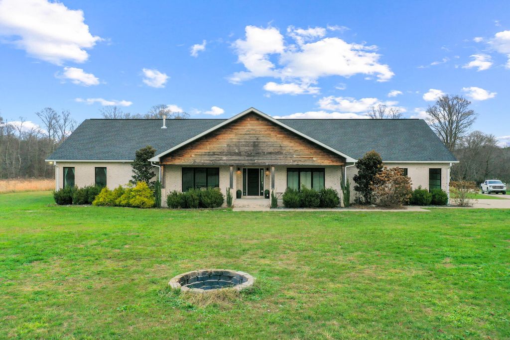 228 Park Wells Road, London, KY 40744