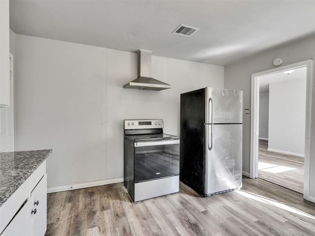 7622 S Hall Street, Houston, TX 77028