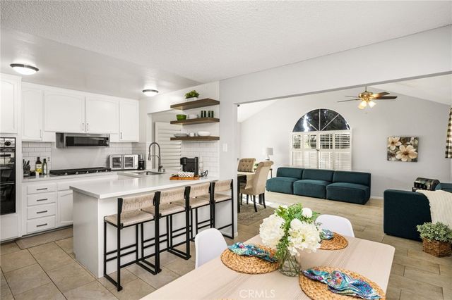 1822 Albion Avenue, Santa Ana, CA 92705