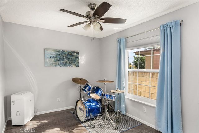 1822 Albion Avenue, Santa Ana, CA 92705