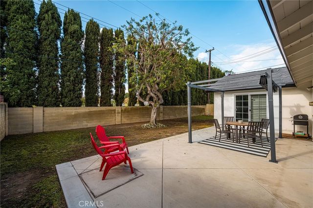 1822 Albion Avenue, Santa Ana, CA 92705