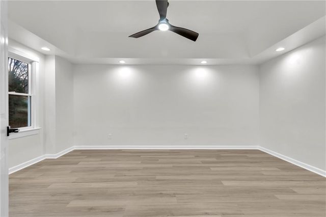 631 Braidwood NW Drive, Acworth, GA 30101