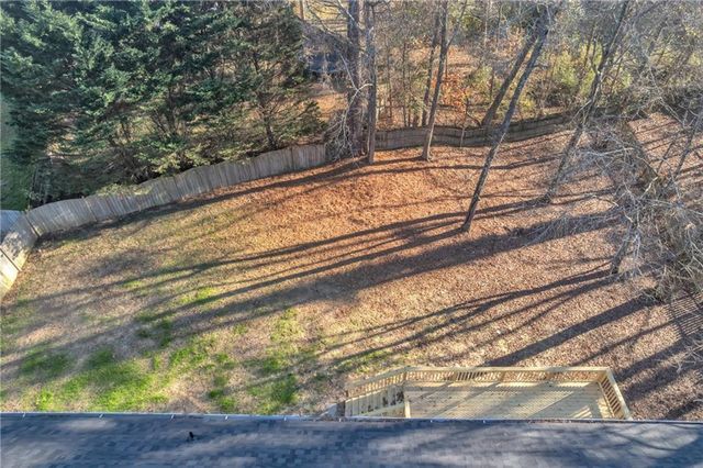 631 Braidwood NW Drive, Acworth, GA 30101