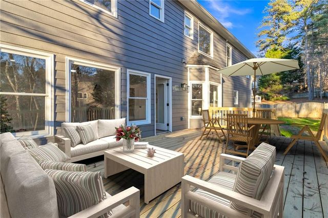 631 Braidwood NW Drive, Acworth, GA 30101