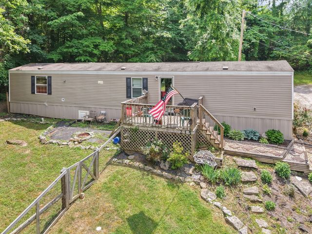215 Lakeview Avenue, Burnside, KY 42519