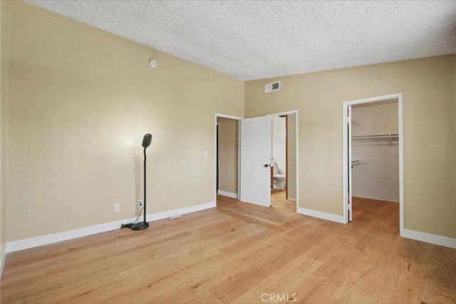 21019 Gresham St. 22, Canoga Park, CA 91304