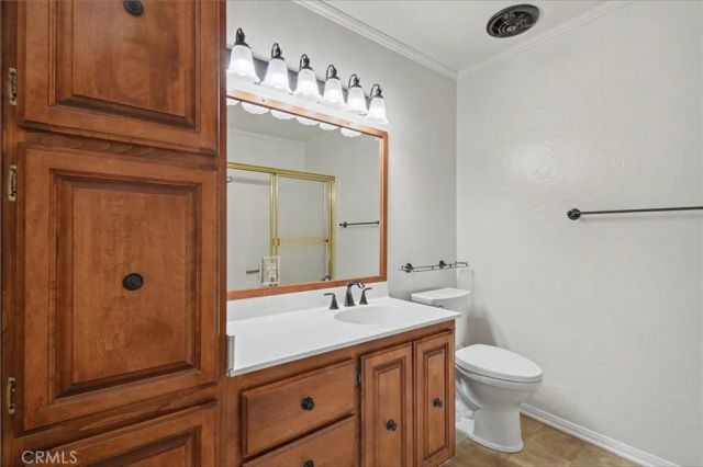 21019 Gresham St. 22, Canoga Park, CA 91304